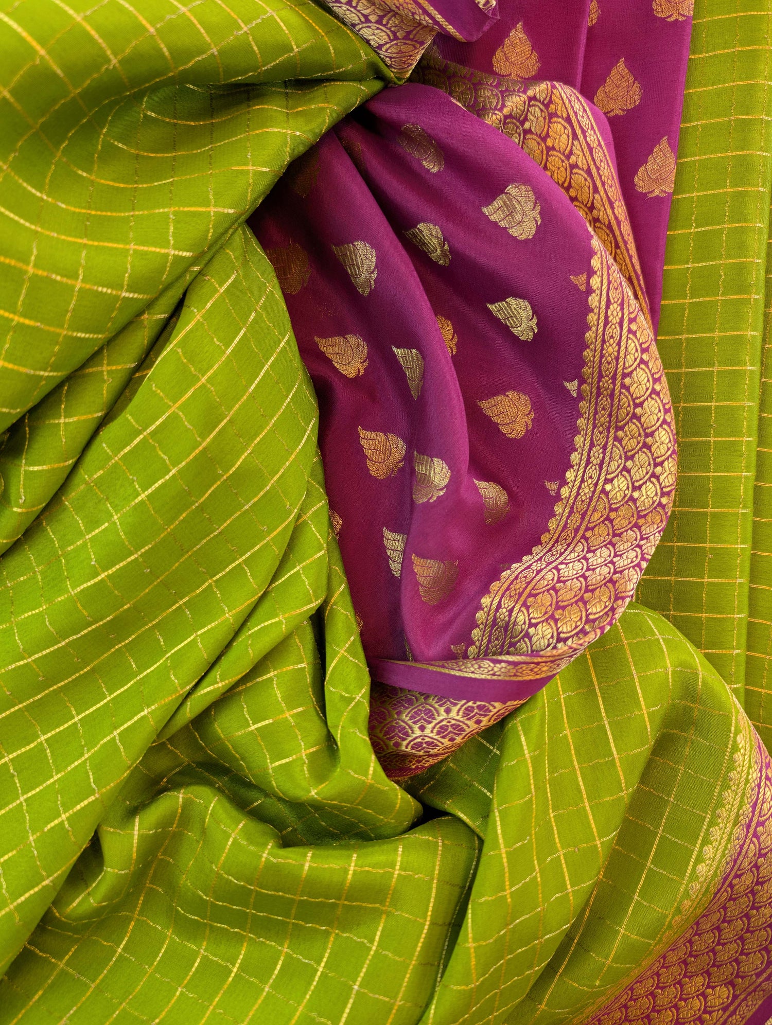 Pure Mysore Silk Crepe - Green with Fusia Pink Half &amp; Half Pattern