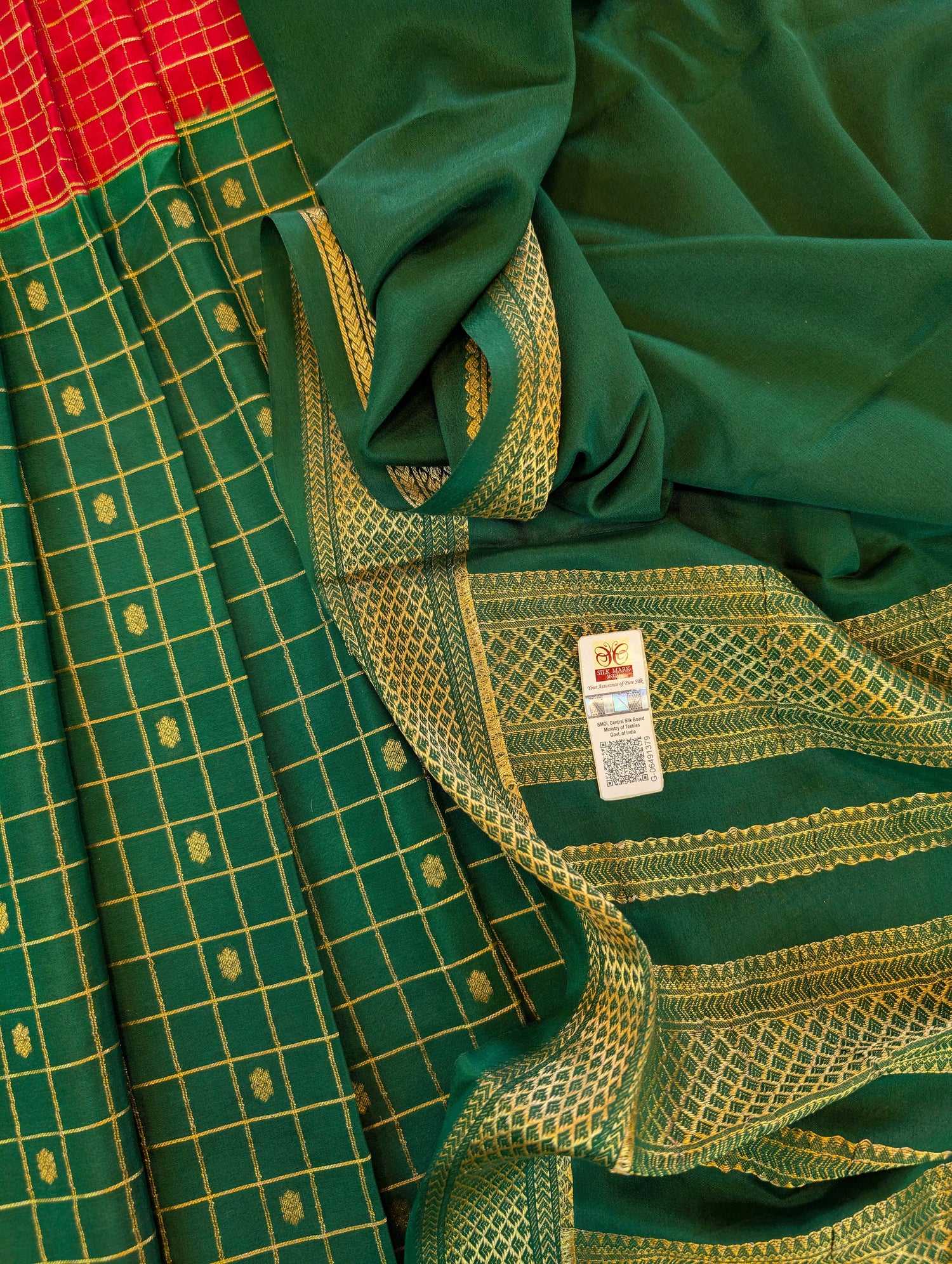 Pure Mysore Silk Crepe - Red with Green Half &amp; Half Pattern