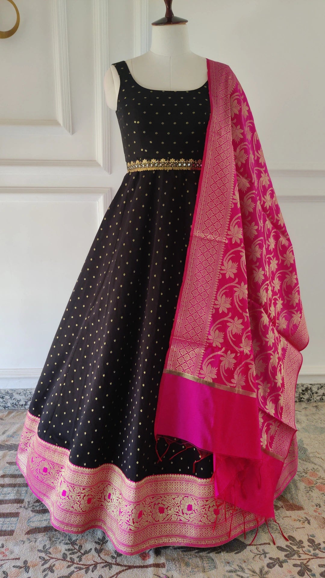 Black Anarkali Set