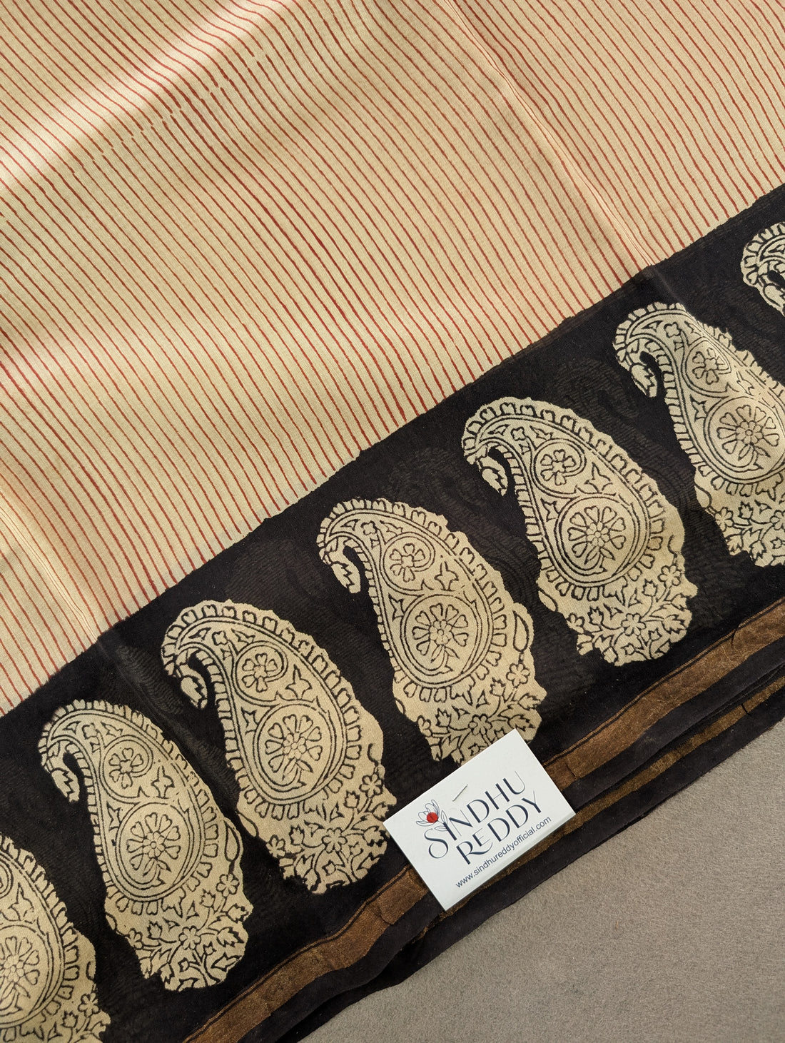 Hand Block Printed Maheshwari Silk - Beige w/t Black