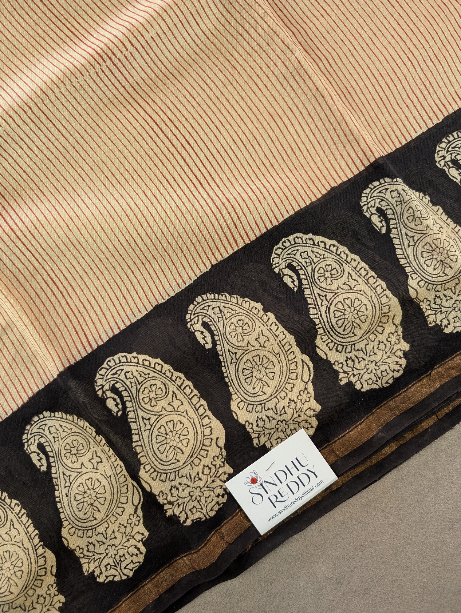 Hand Block Printed Maheshwari Silk - Beige w/t Black