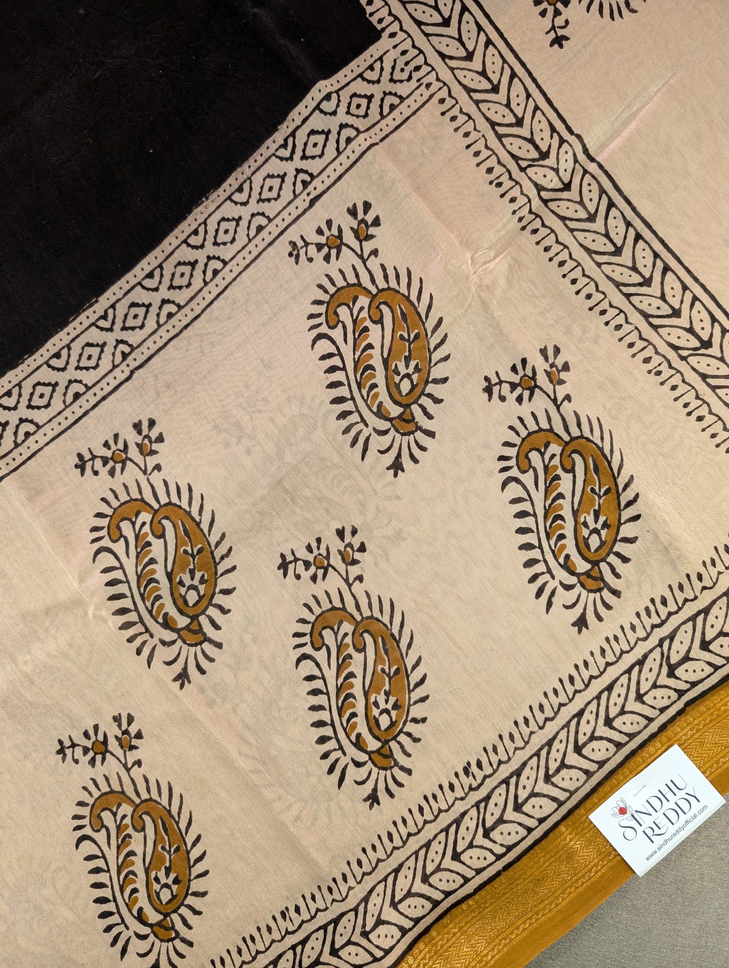 Hand Block Printed Maheshwari Silk - Black w/t Cream